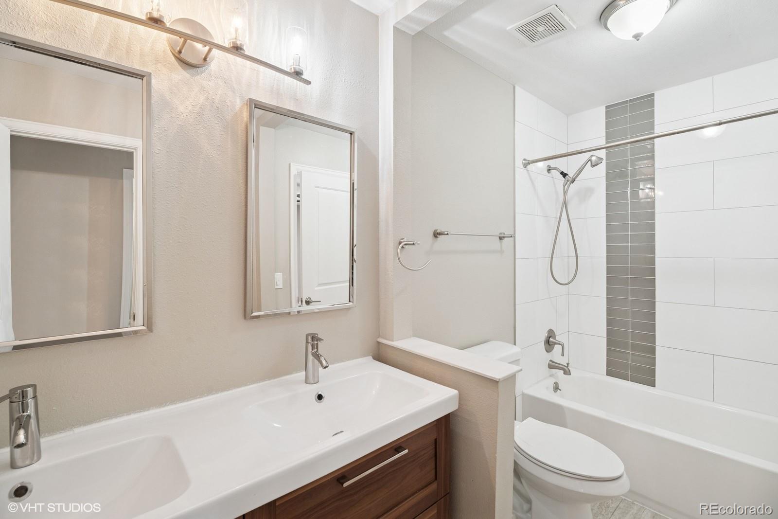 4762 S Clay Court