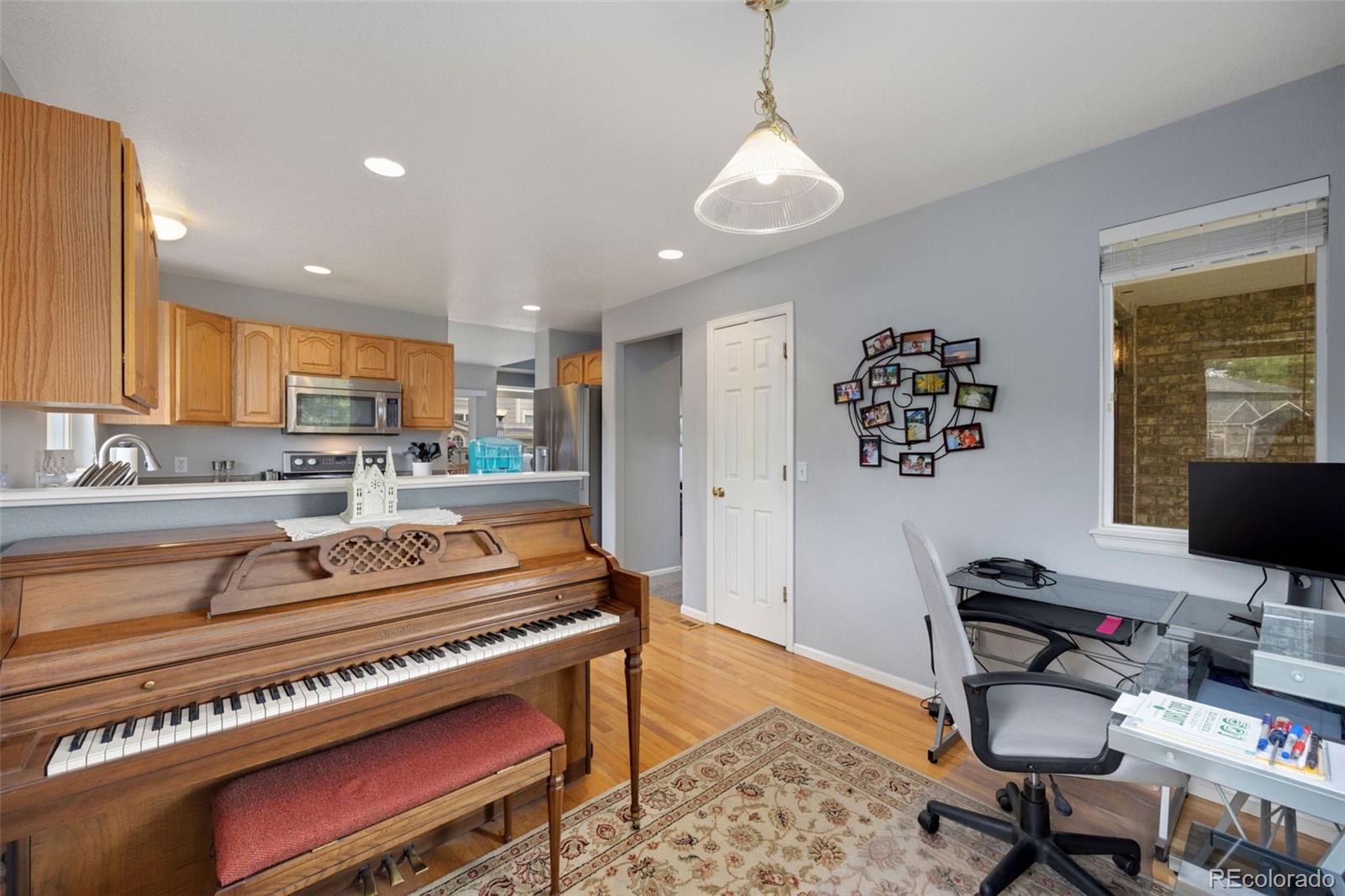 2190 Gaylord Place