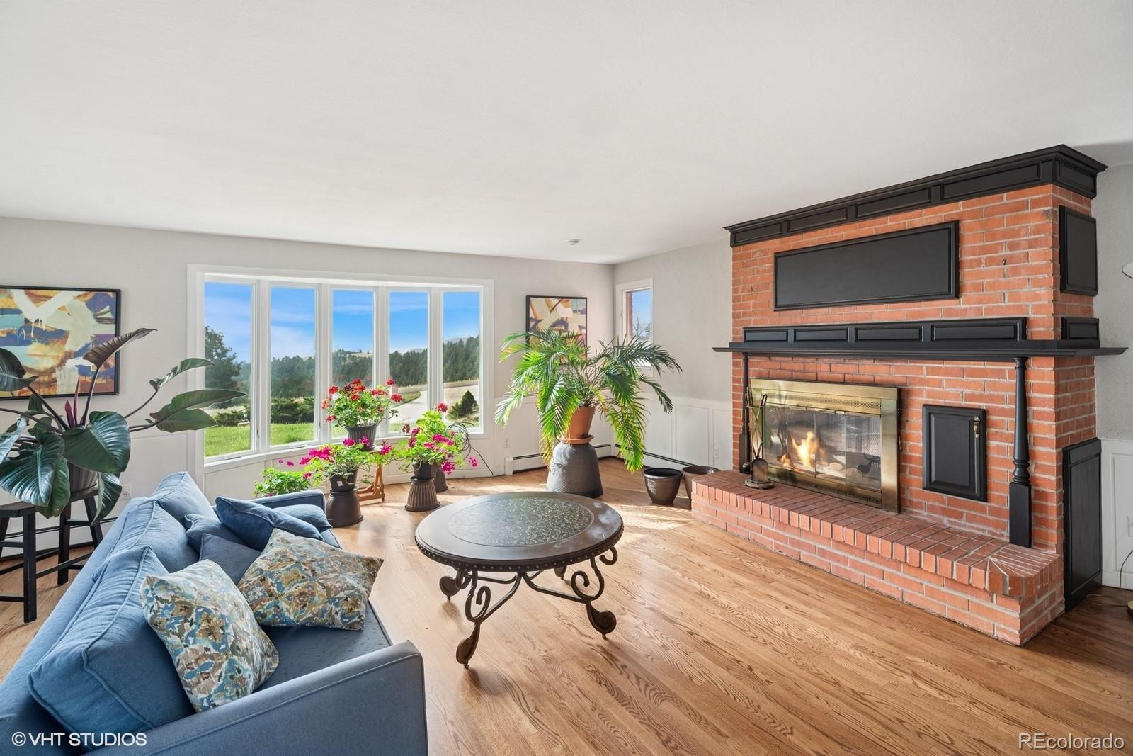 22081 Paradise Circle