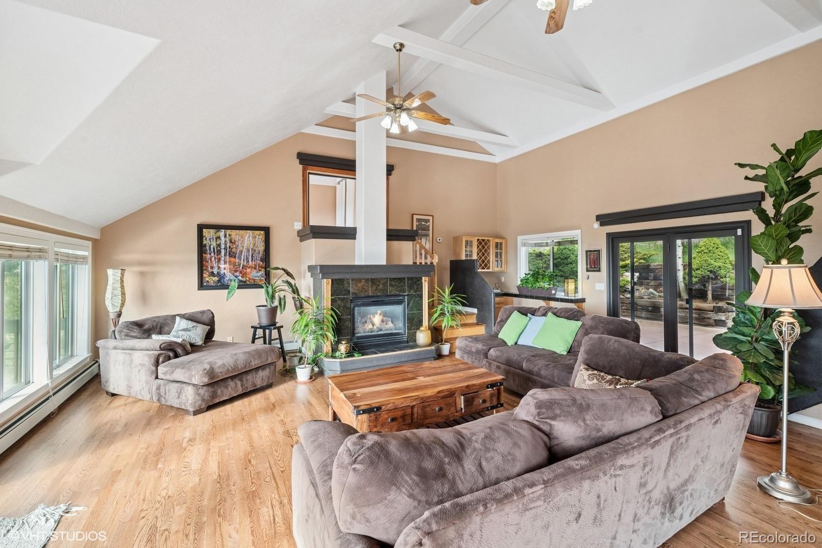 22081 Paradise Circle