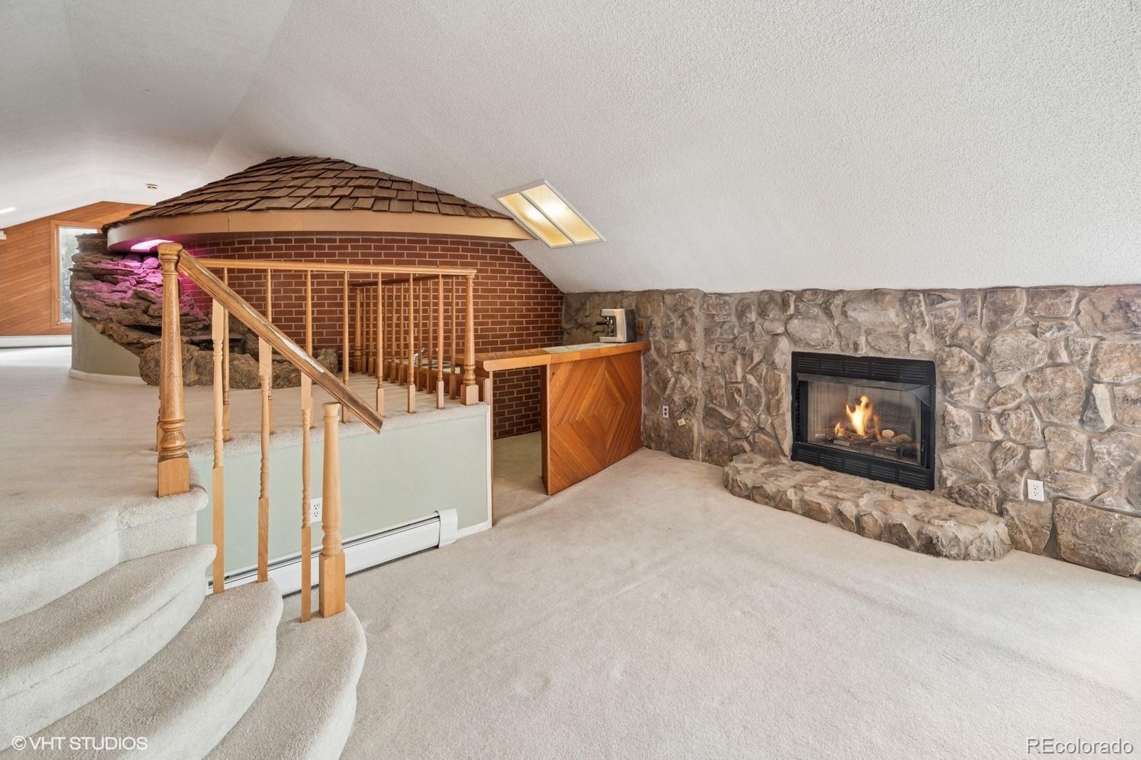 22081 Paradise Circle