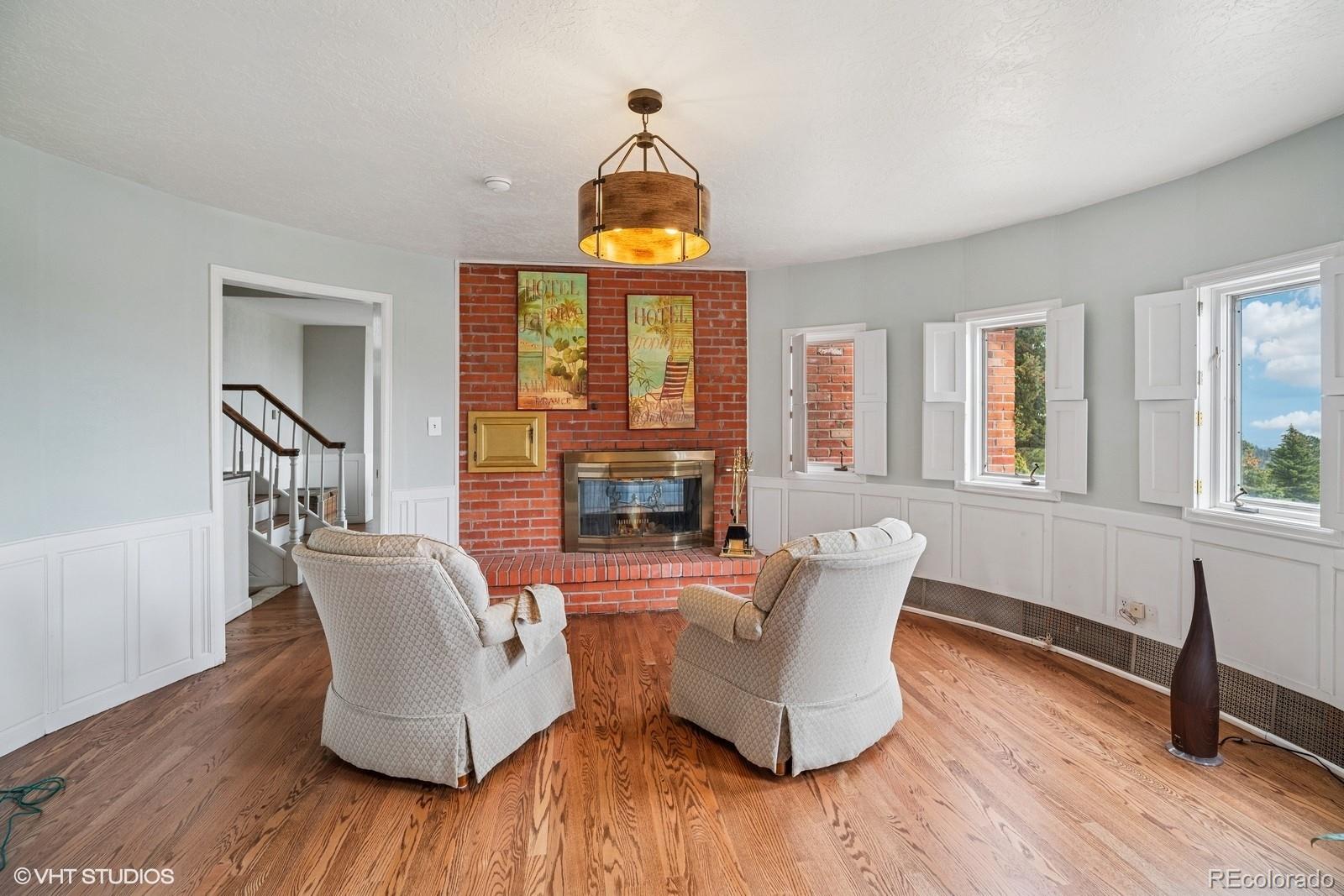 22081 Paradise Circle