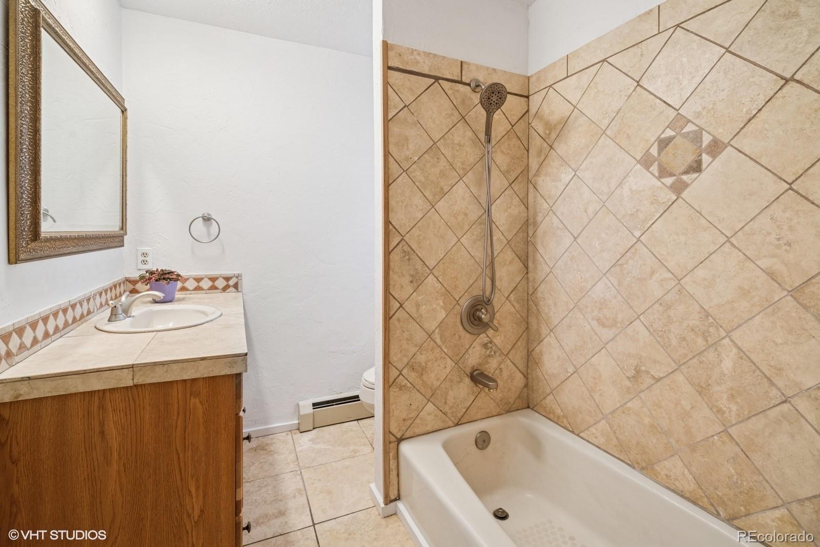 22081 Paradise Circle