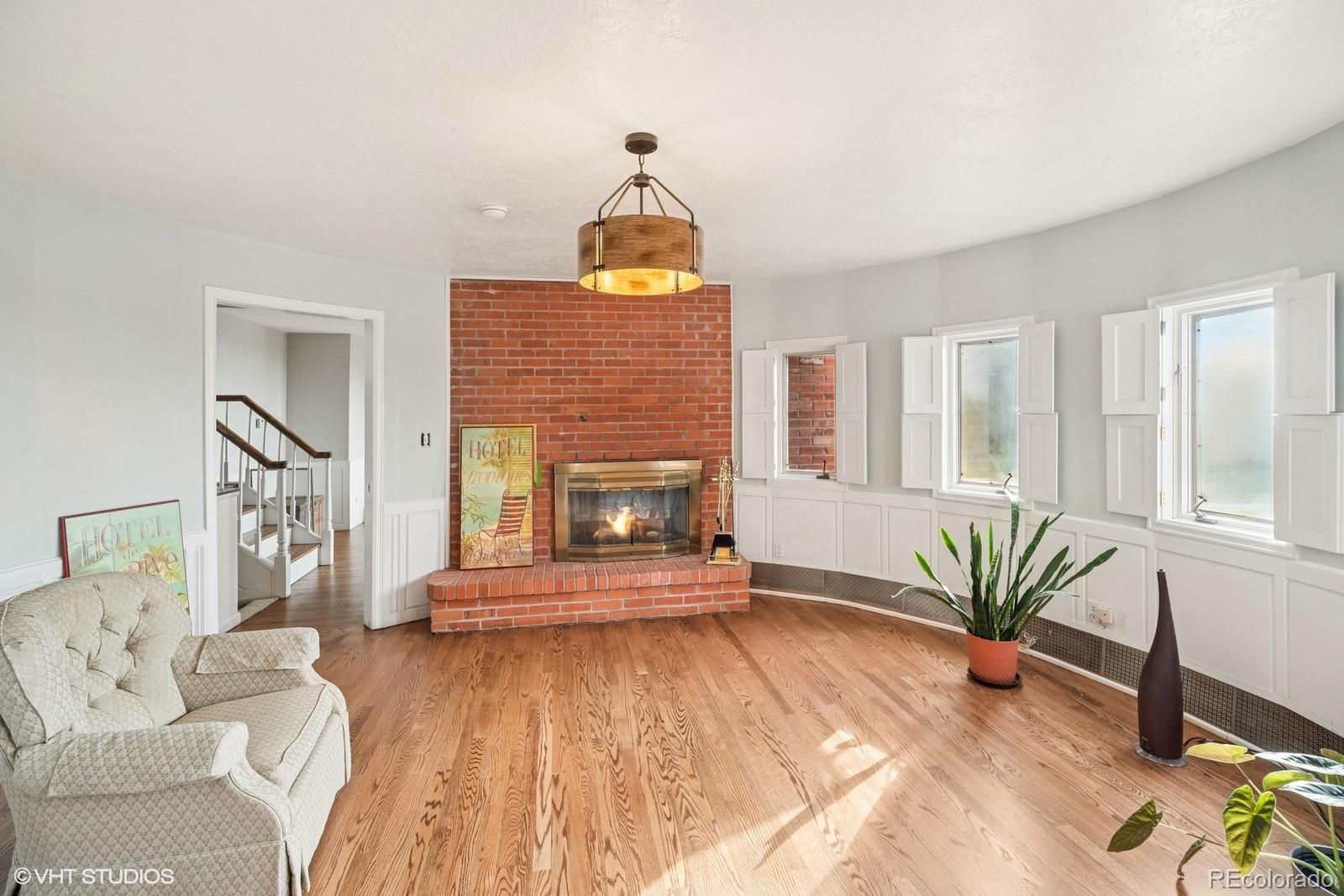 22081 Paradise Circle
