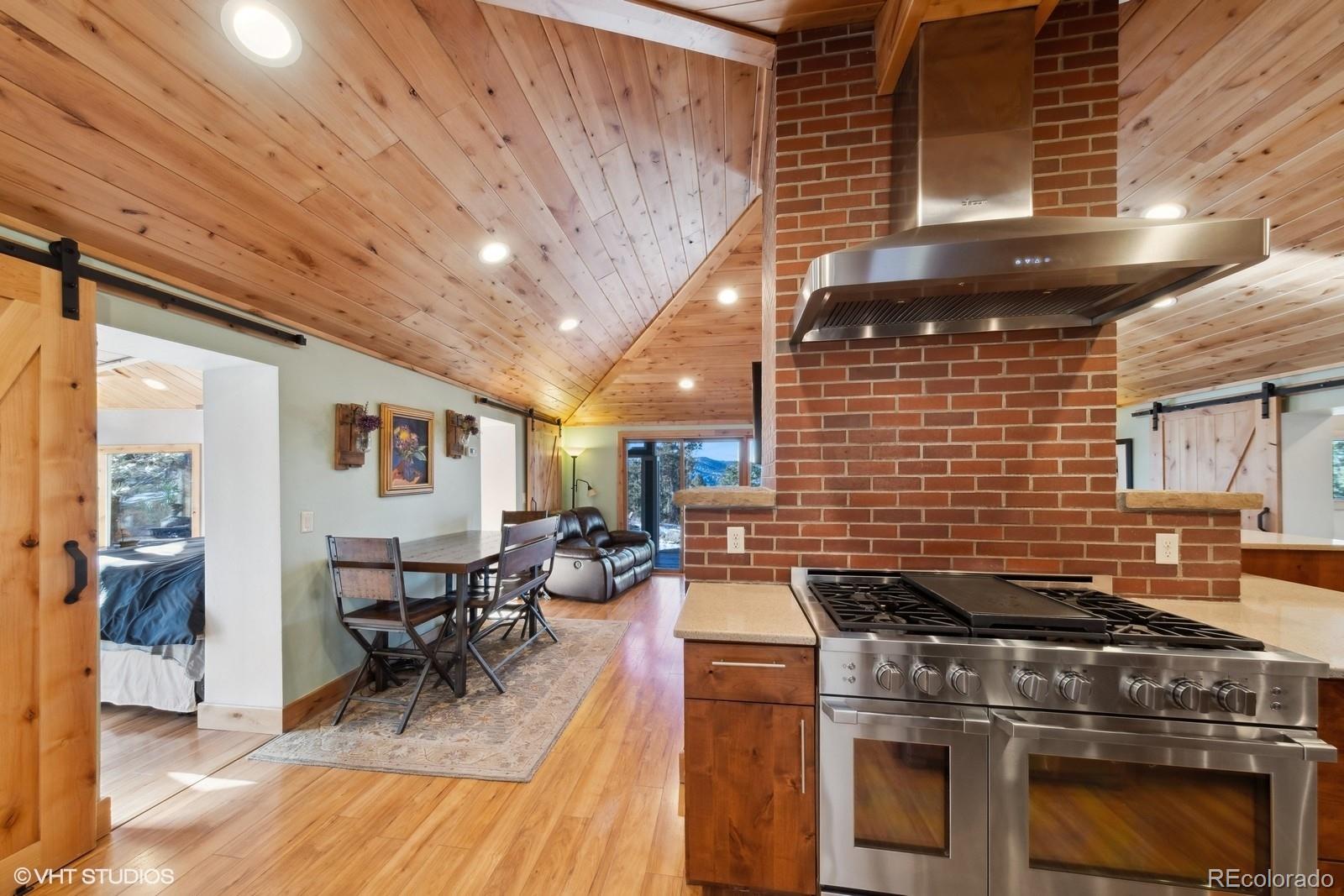 581 Cloverdale Road