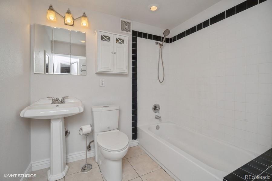 5135 W 68th Avenue Unit: 2