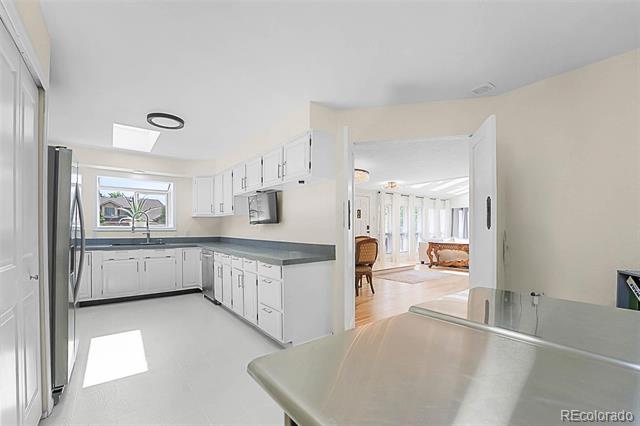 6223 W Flora Place