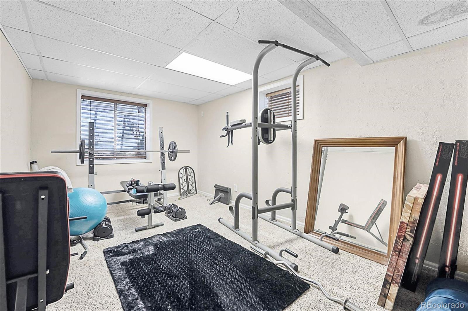 6223 W Flora Place