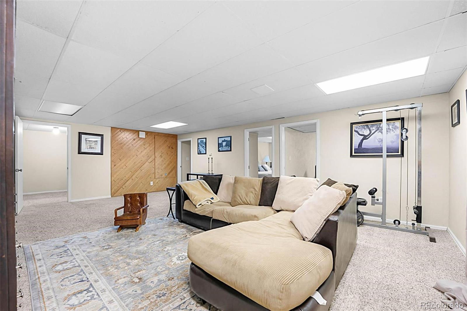 6223 W Flora Place