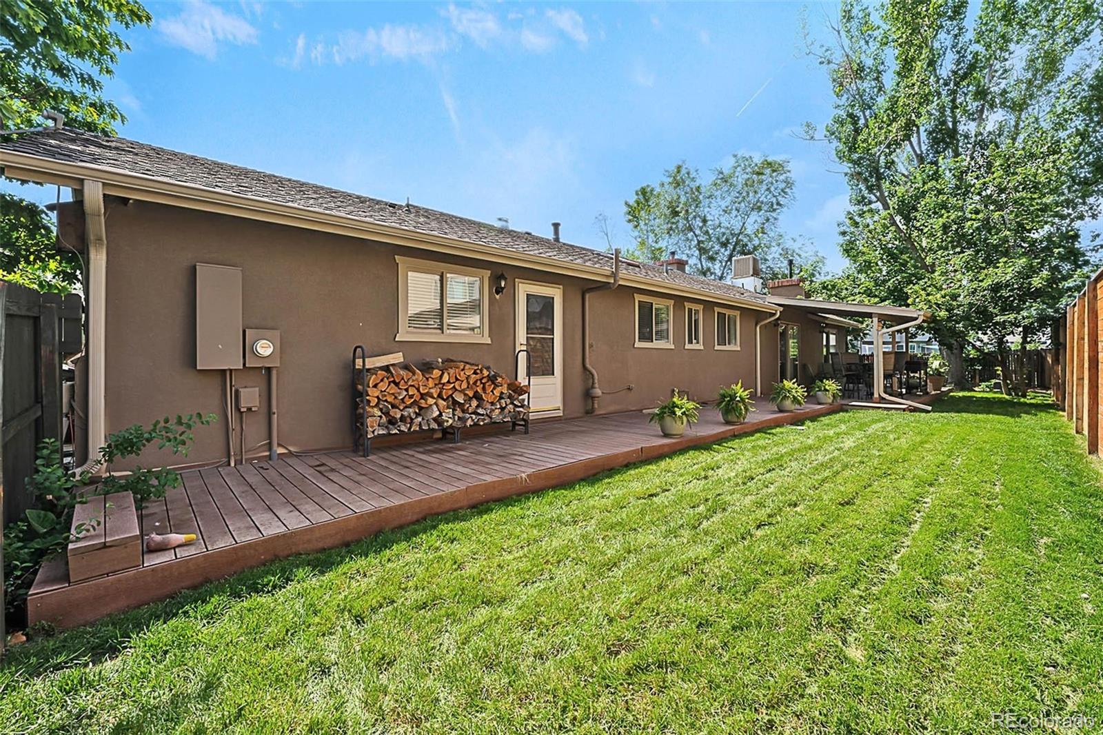 6223 W Flora Place