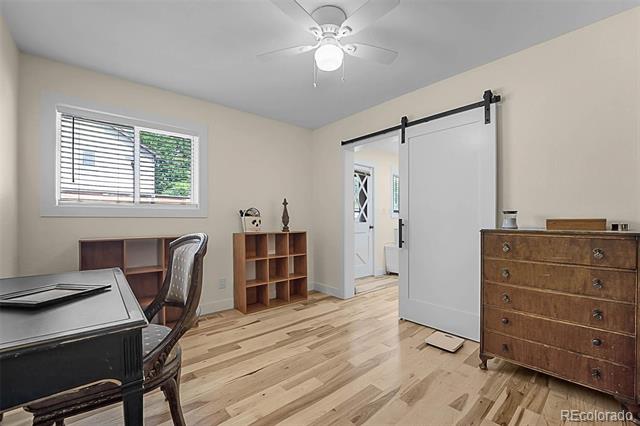 6223 W Flora Place