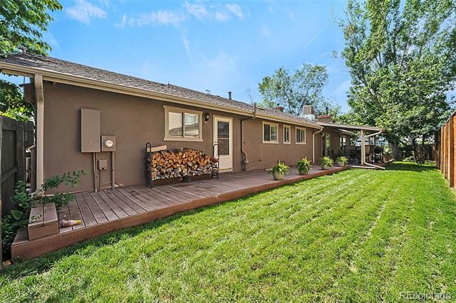 6223 W Flora Place