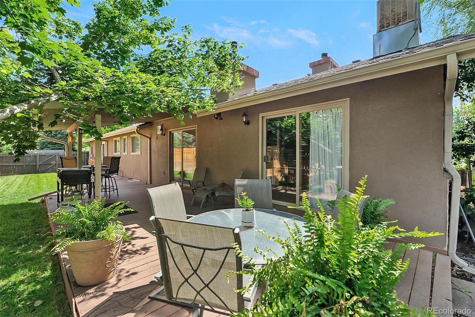 6223 W Flora Place