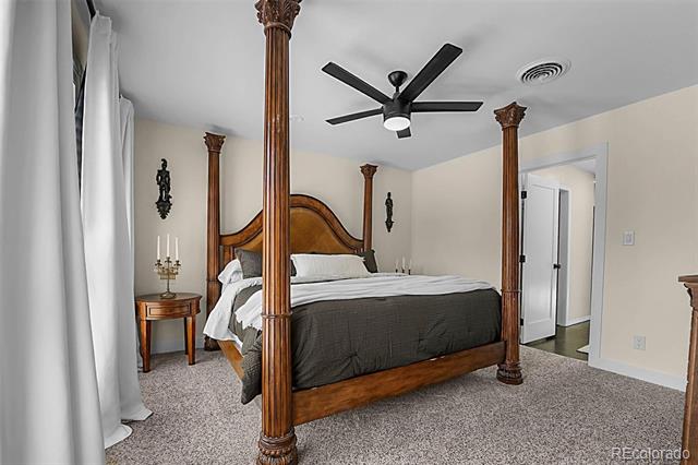 6223 W Flora Place