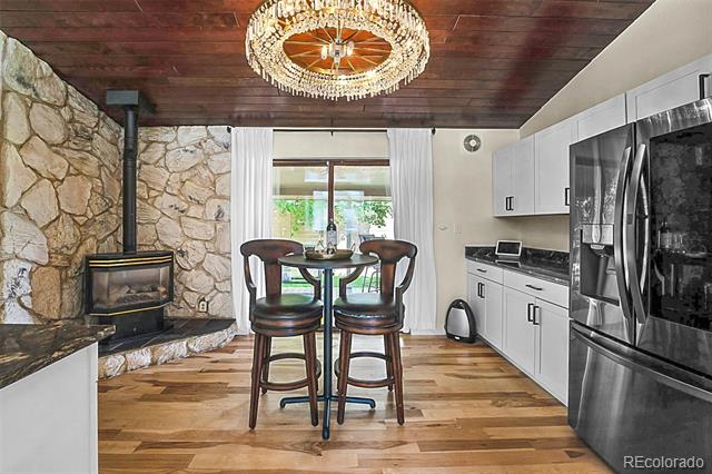 6223 W Flora Place