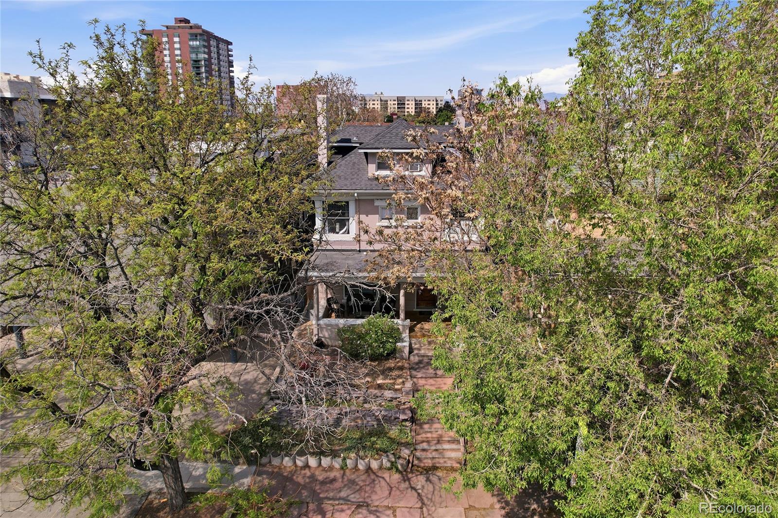 1225 N Clarkson Street