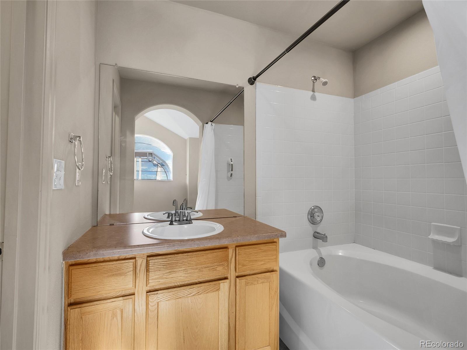 1289 Carlyle Park Circle