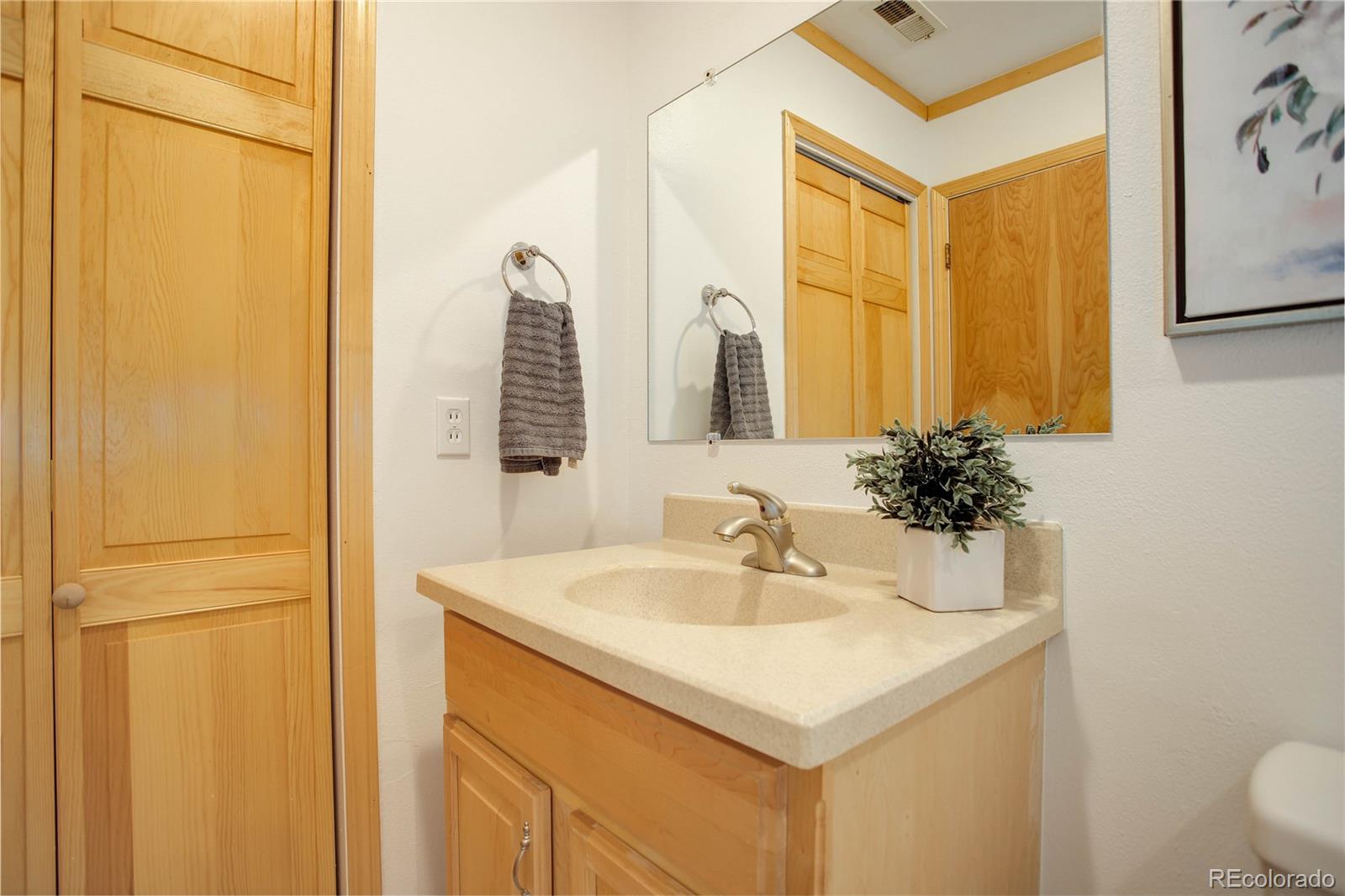 23591 Genesee Village Road Unit: H