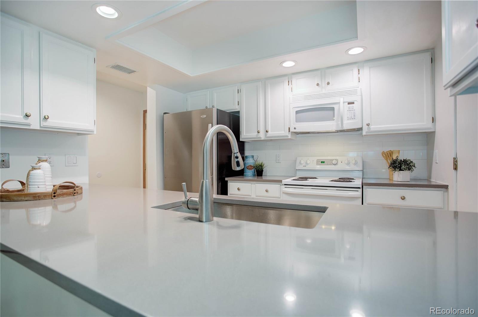 23591 Genesee Village Road Unit: H