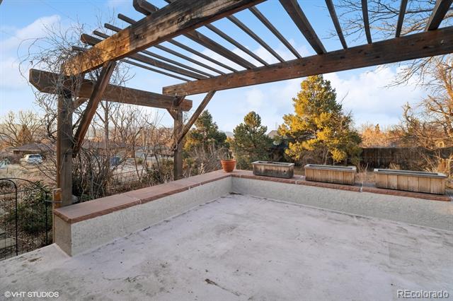 38 Hillside Drive