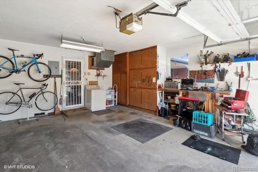 3115 Ward Court