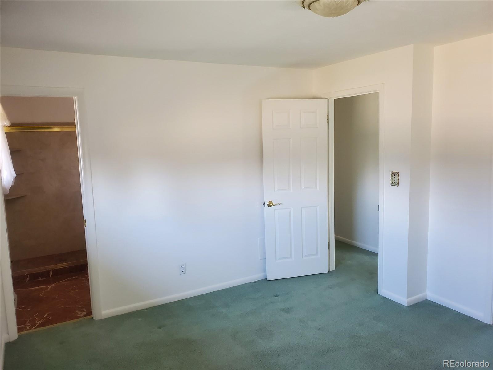 5922 S Otis Court