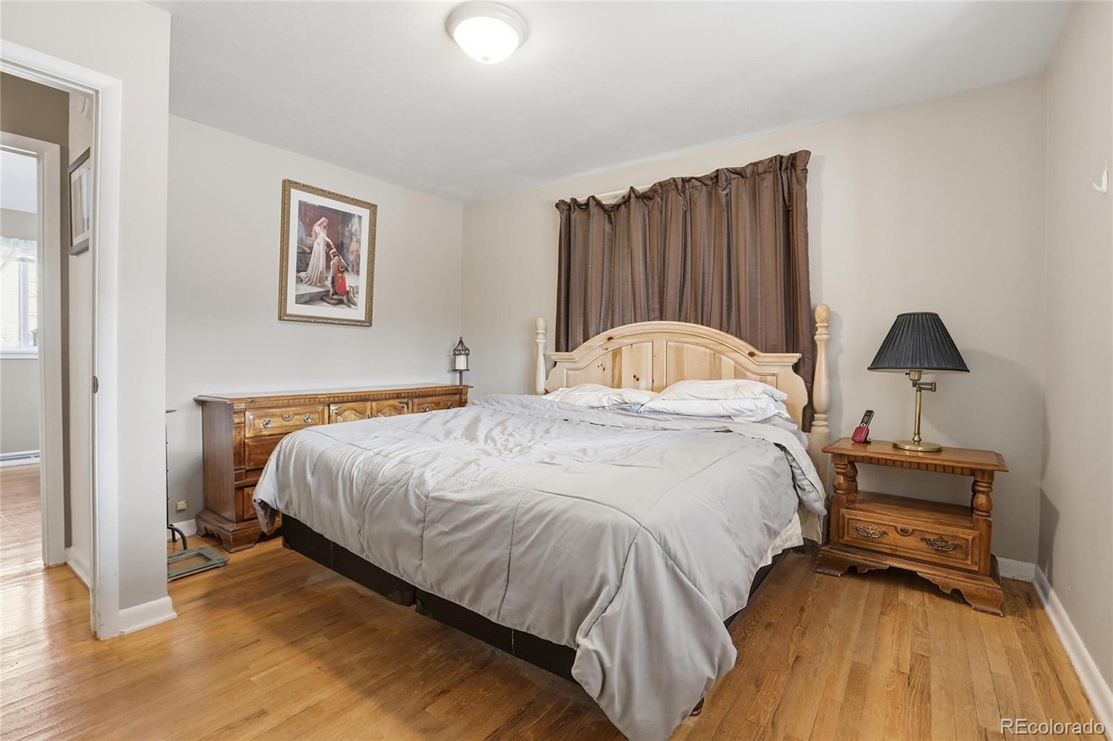 2913 W Tanforan Drive