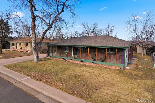 2913 W Tanforan Drive