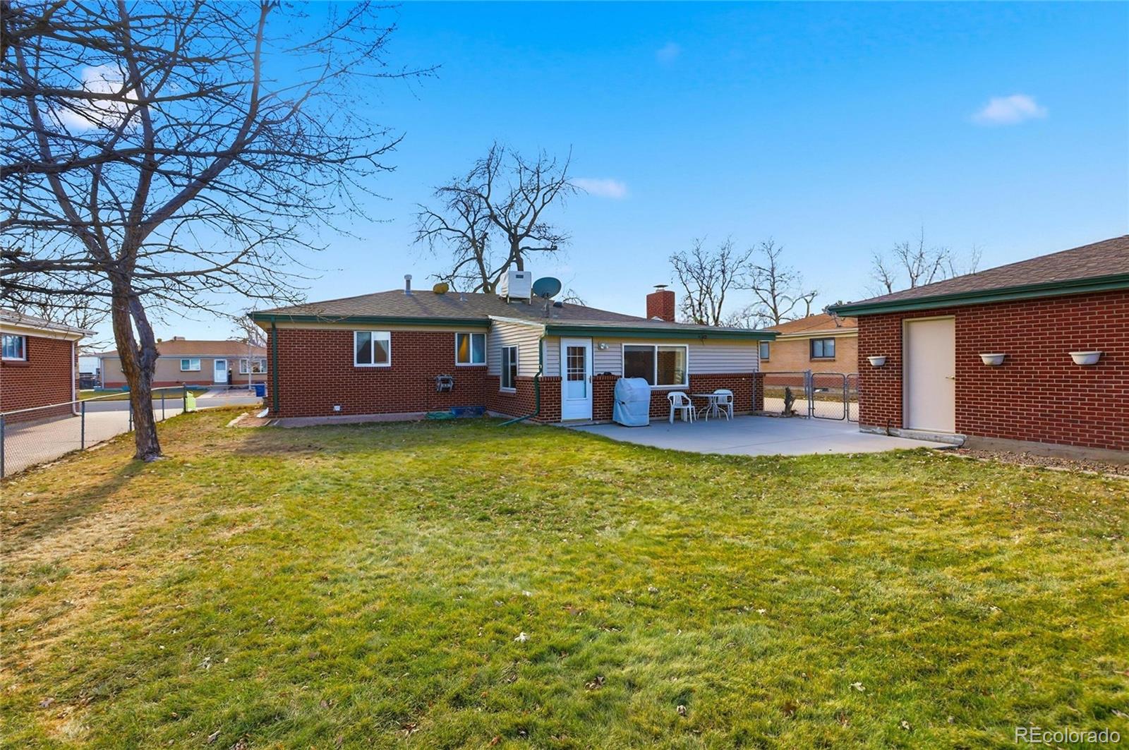 2913 W Tanforan Drive