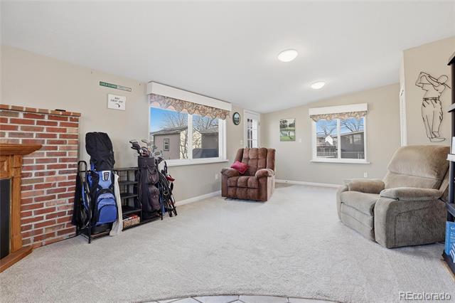 2913 W Tanforan Drive