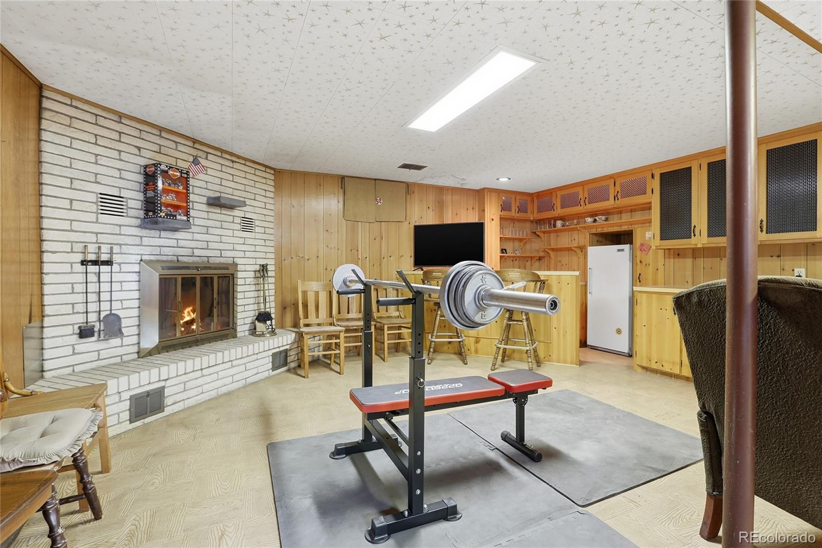 2913 W Tanforan Drive