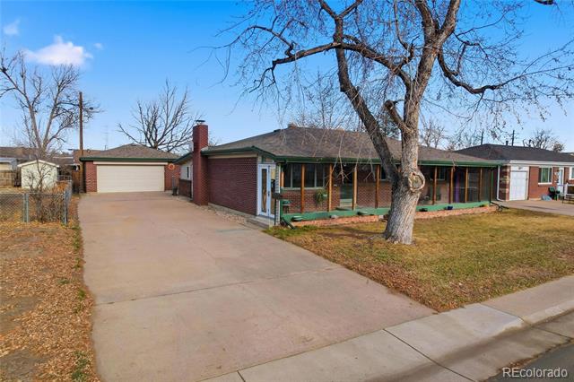 2913 W Tanforan Drive