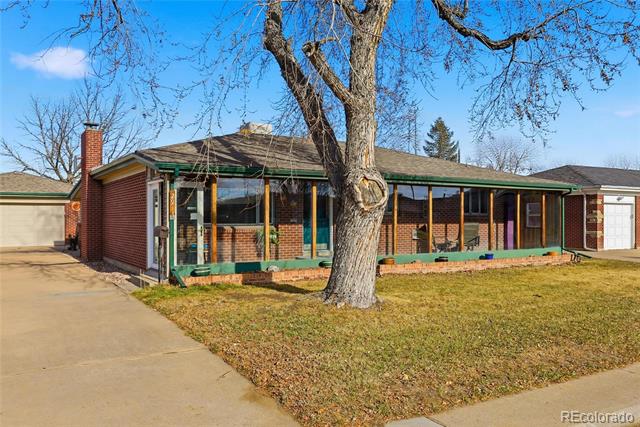 2913 W Tanforan Drive