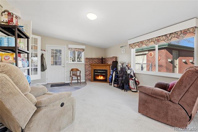 2913 W Tanforan Drive