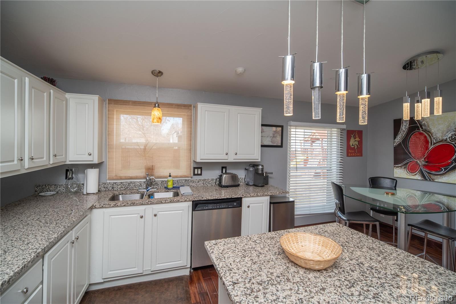 1571 Sheridan Boulevard