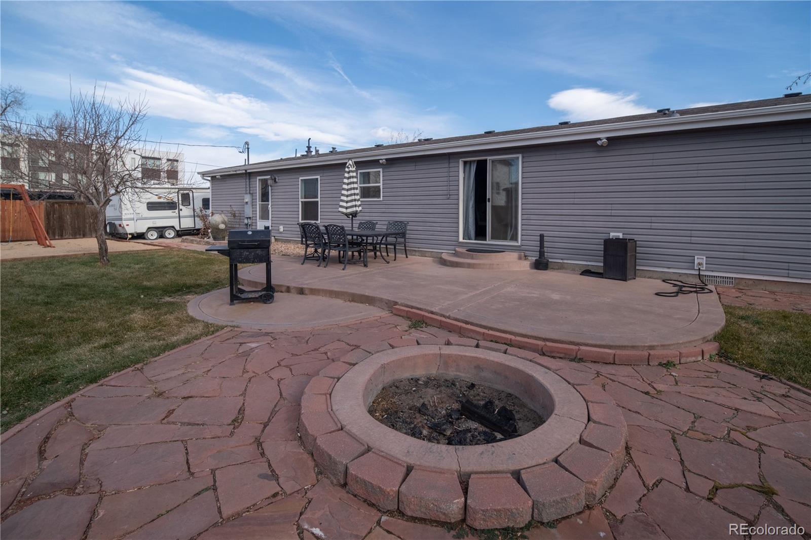 1571 Sheridan Boulevard