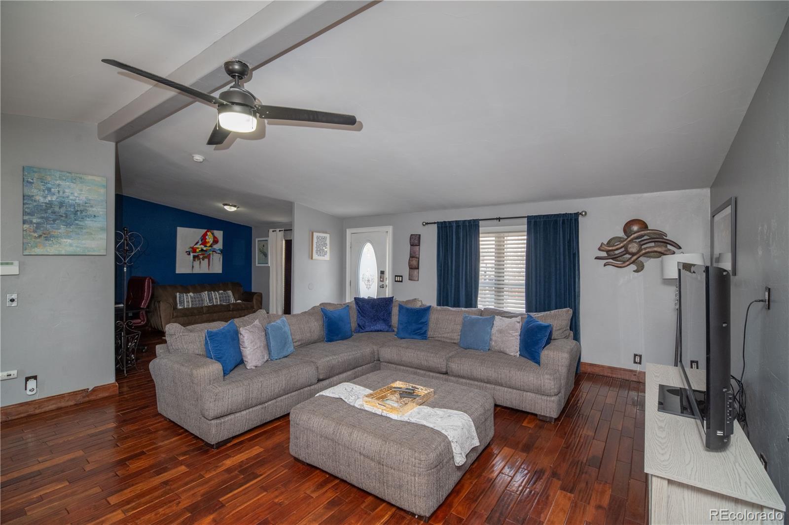 1571 Sheridan Boulevard