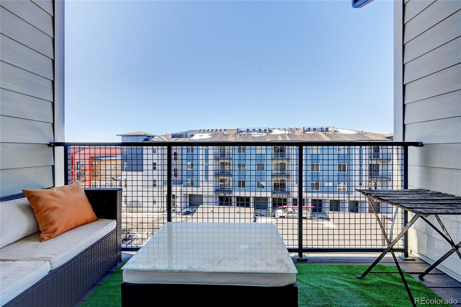 9287 Twenty Mile Road Unit: 405