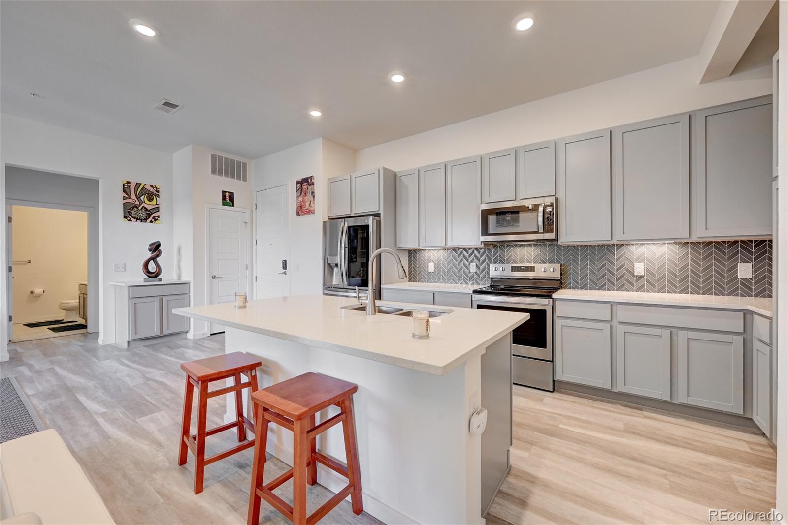 9287 Twenty Mile Road Unit: 405