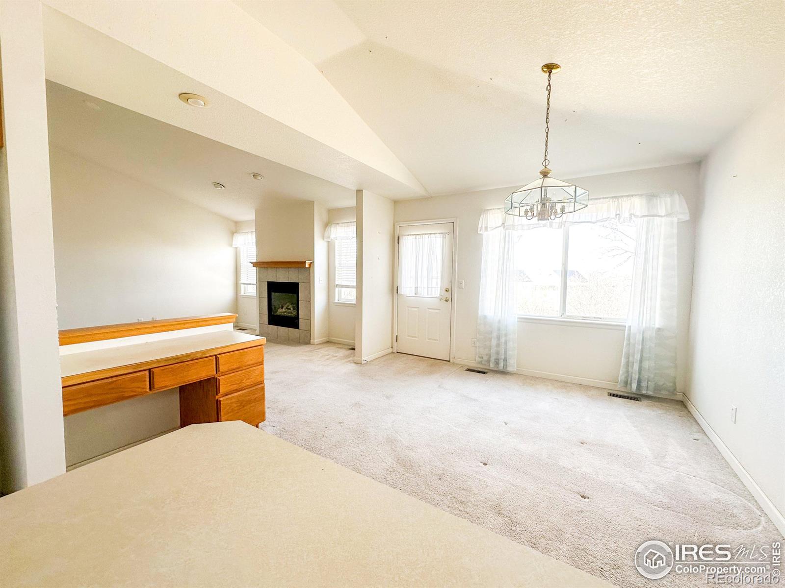 903 N 6th Street