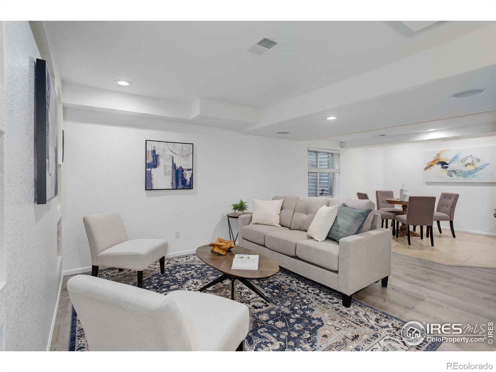 10081 Blackbird Circle