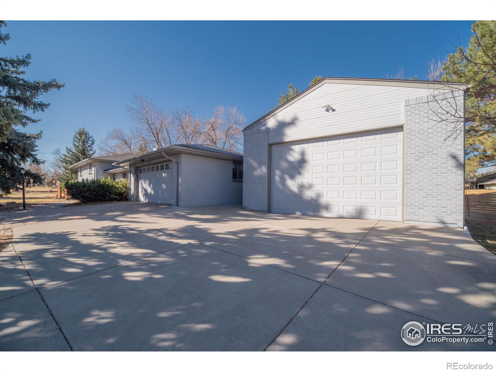 2605 Crabapple Court