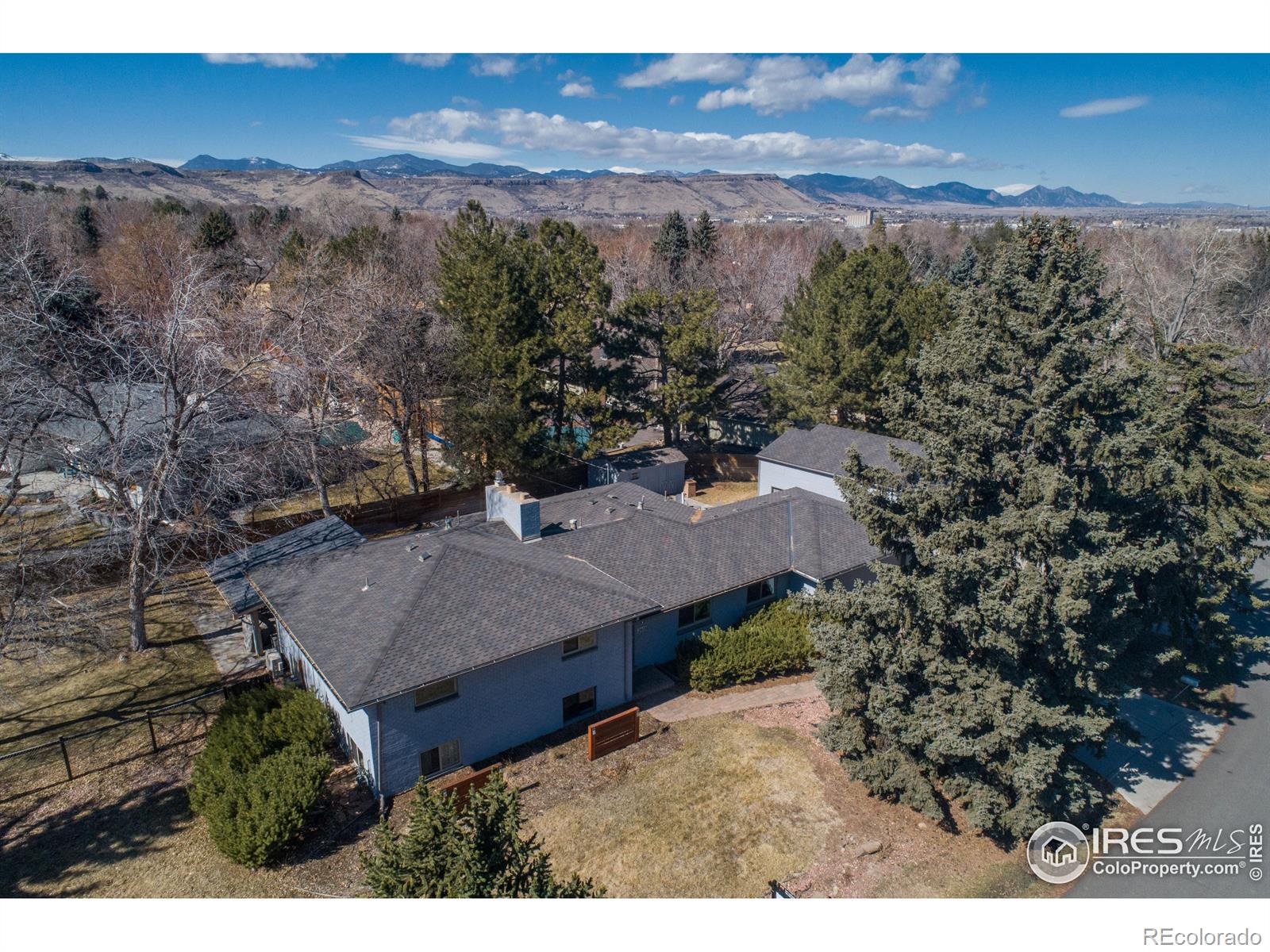 2605 Crabapple Court