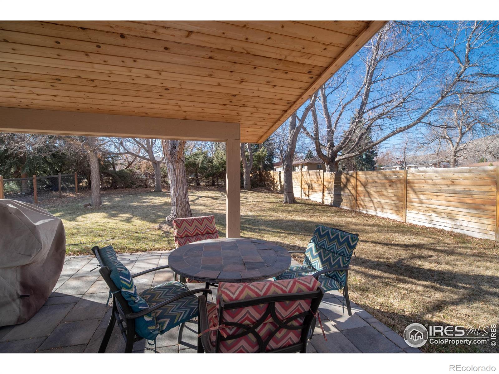 2605 Crabapple Court