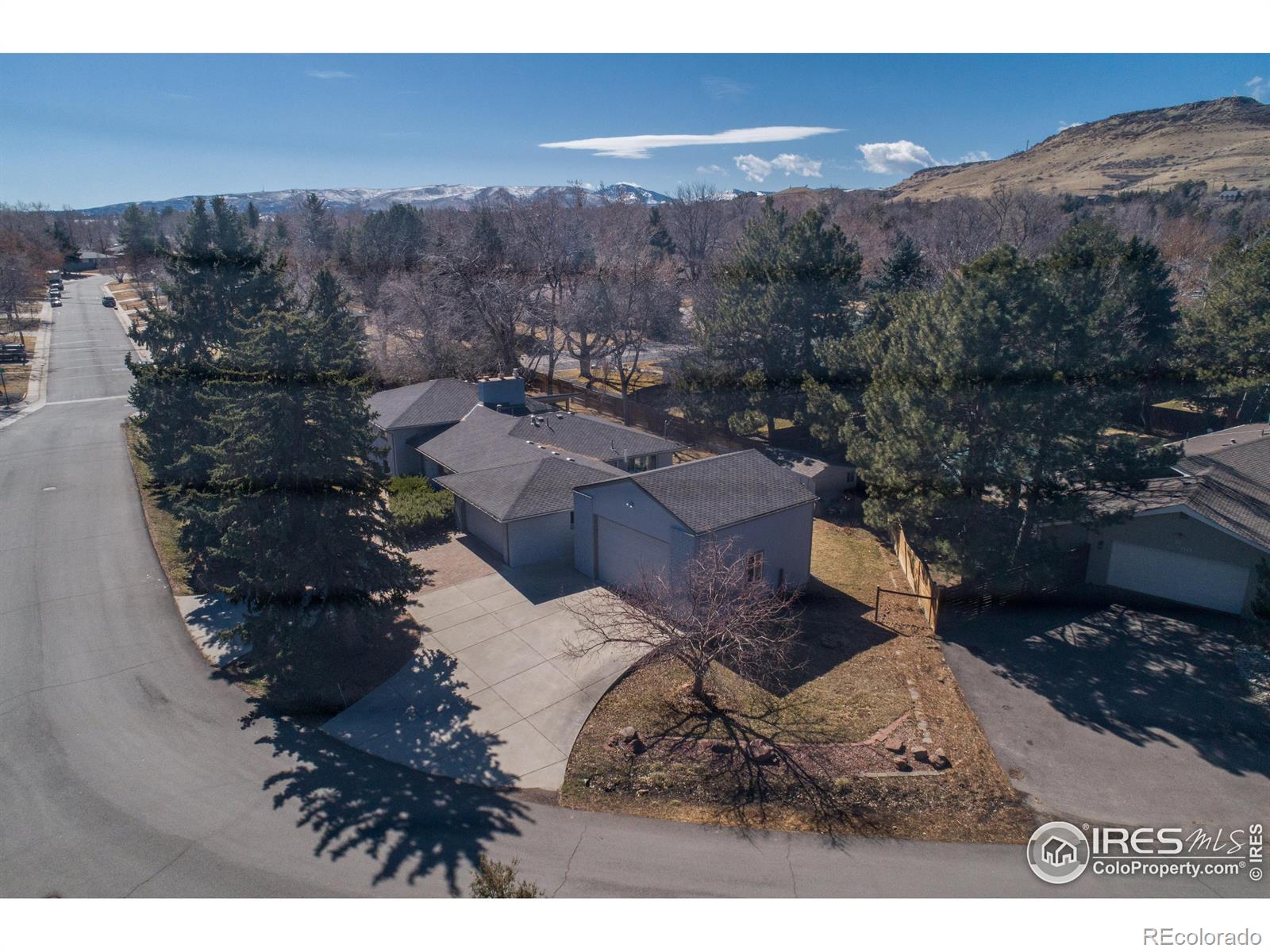2605 Crabapple Court