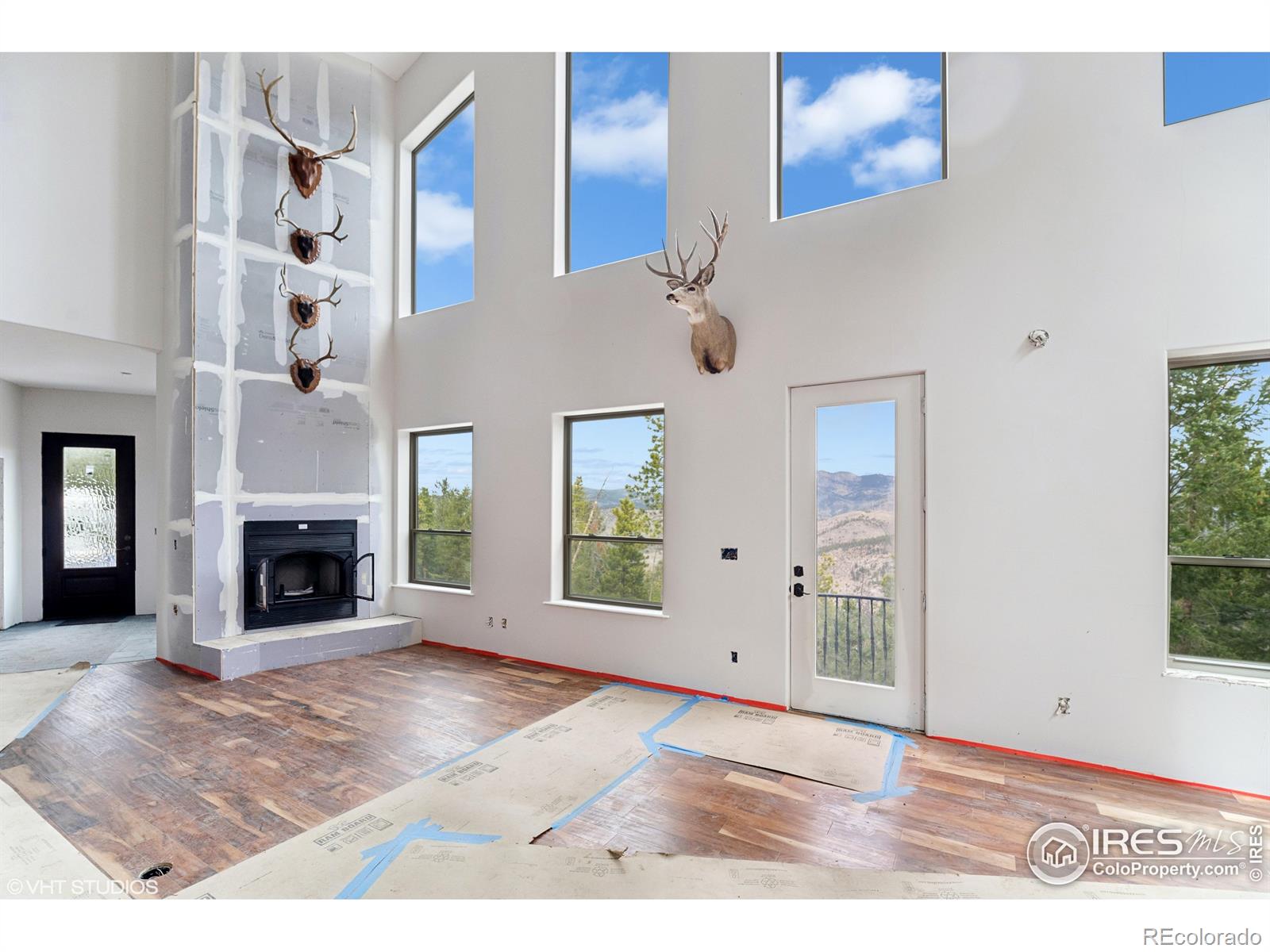 1810 Saddleback Drive