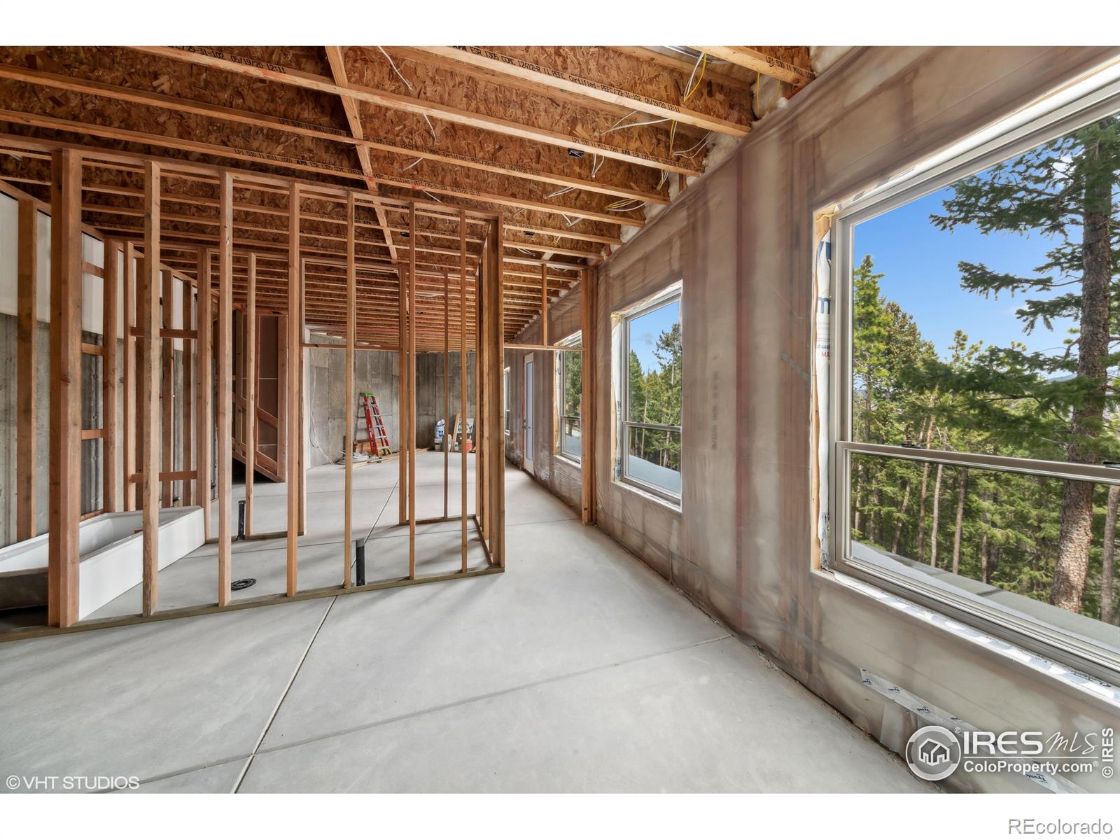 1810 Saddleback Drive