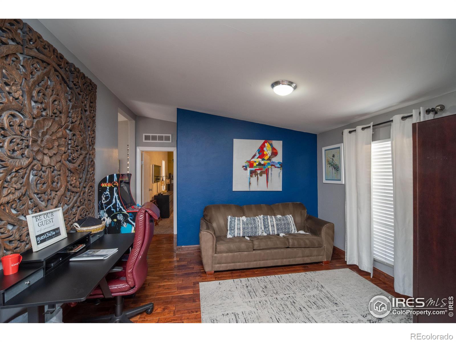 1571 Sheridan Boulevard