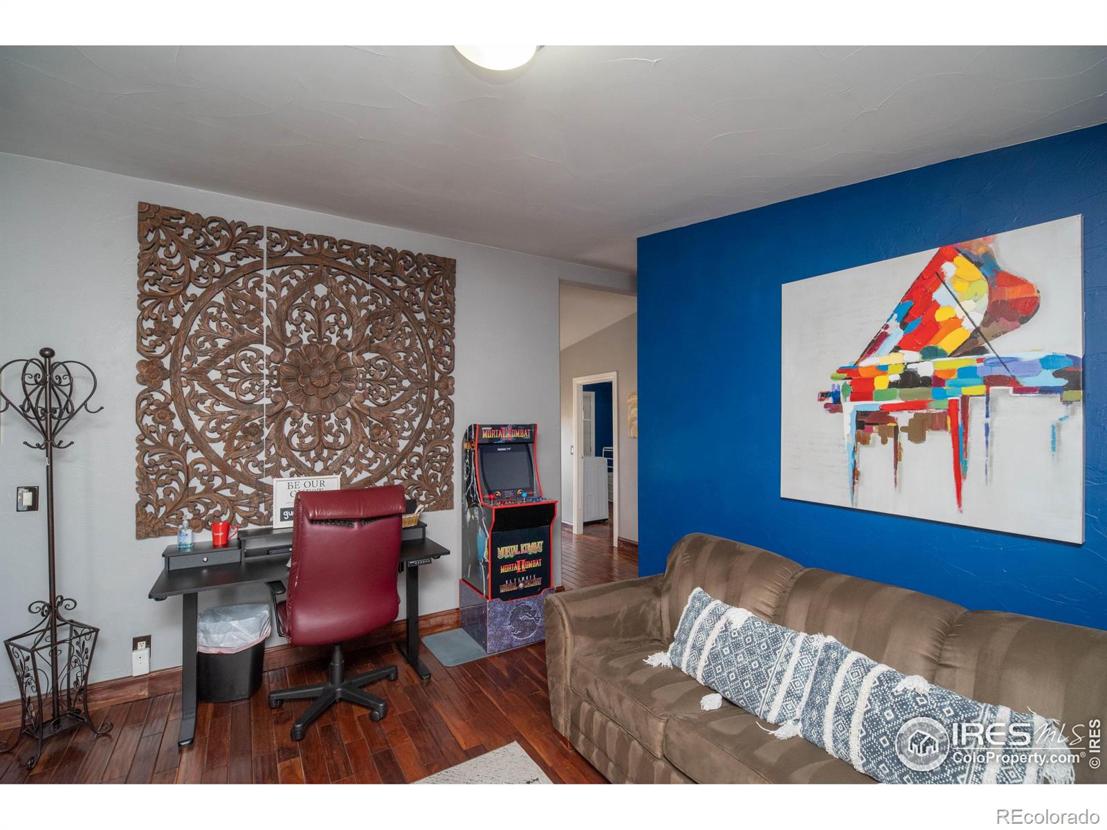 1571 Sheridan Boulevard