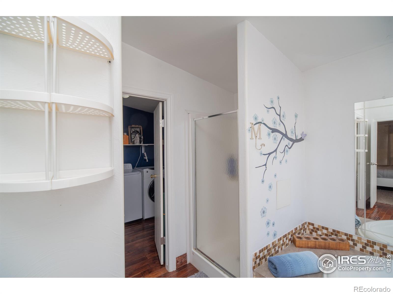 1571 Sheridan Boulevard